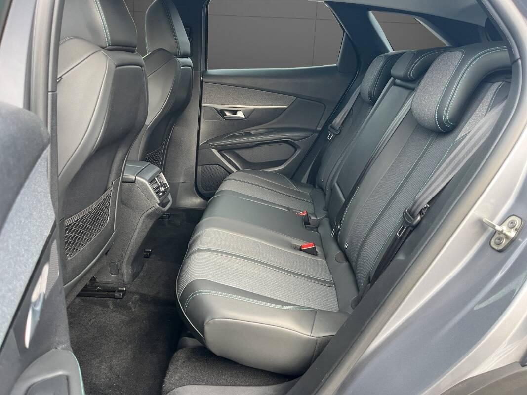 Peugeot 3008 II 1.5 bluehdi Allure Pack s&s 130cv eat8