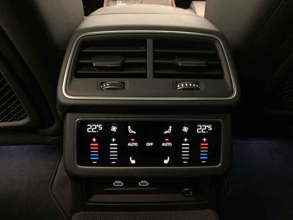 Audi RS6 RS 6 Avant 4.0 TFSI V8 quattro tiptronic