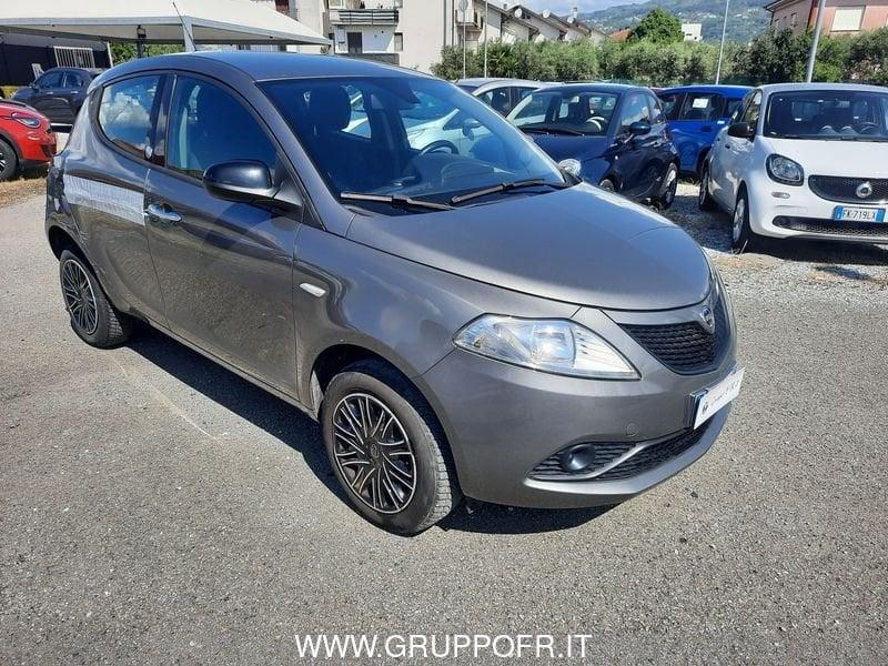 Lancia Ypsilon 0.9 TwinAir 85 CV 5 porte Metano Ecochic Gold