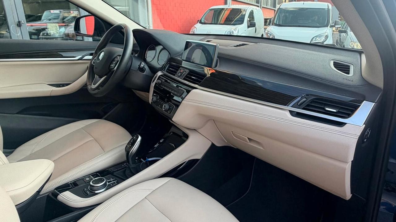 Bmw X2 sDrive18d Sport-X