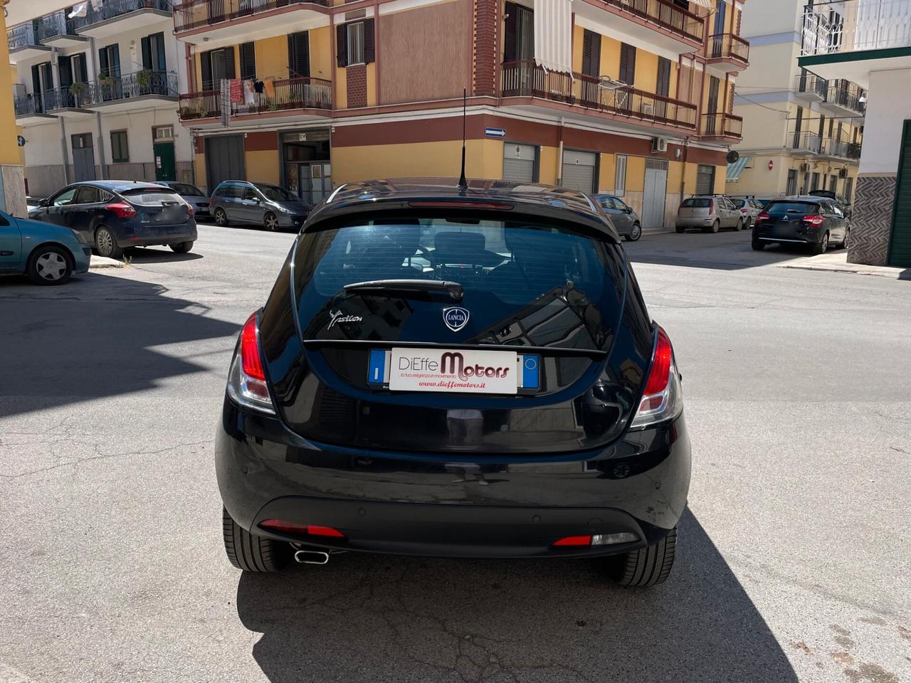 Lancia Ypsilon 1.3 MJT 16V 95CV 5P S&S SILVER