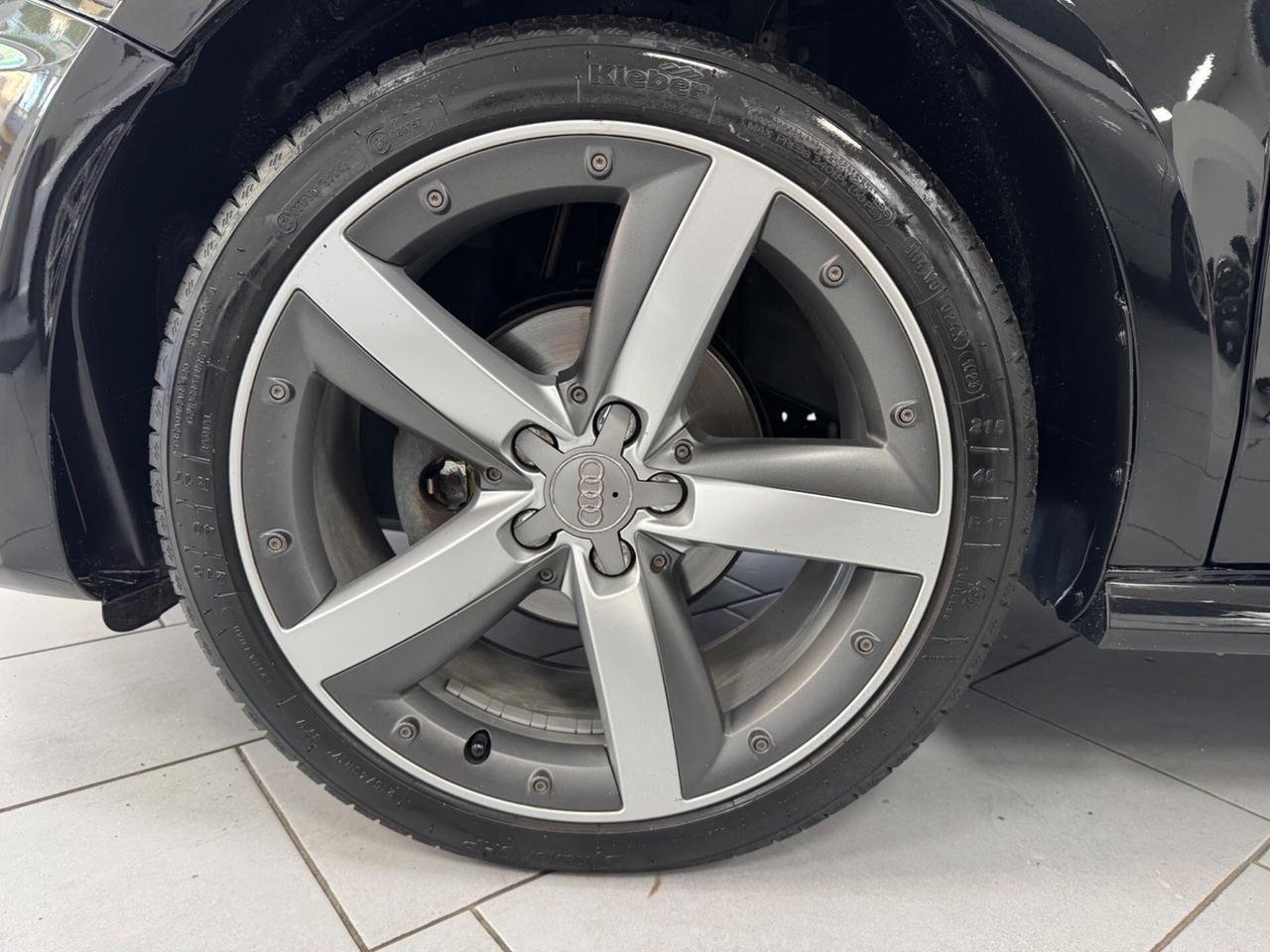 Audi A1 SPB 1.4 TDI S-LINE