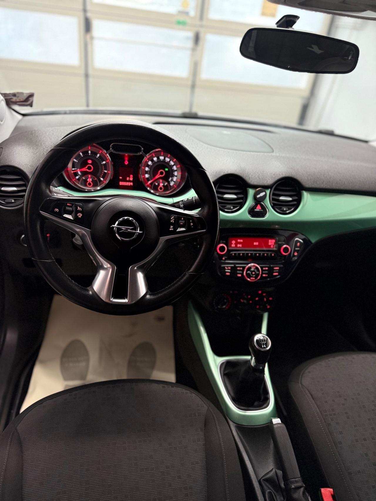 Opel Adam 1.2 70 CV