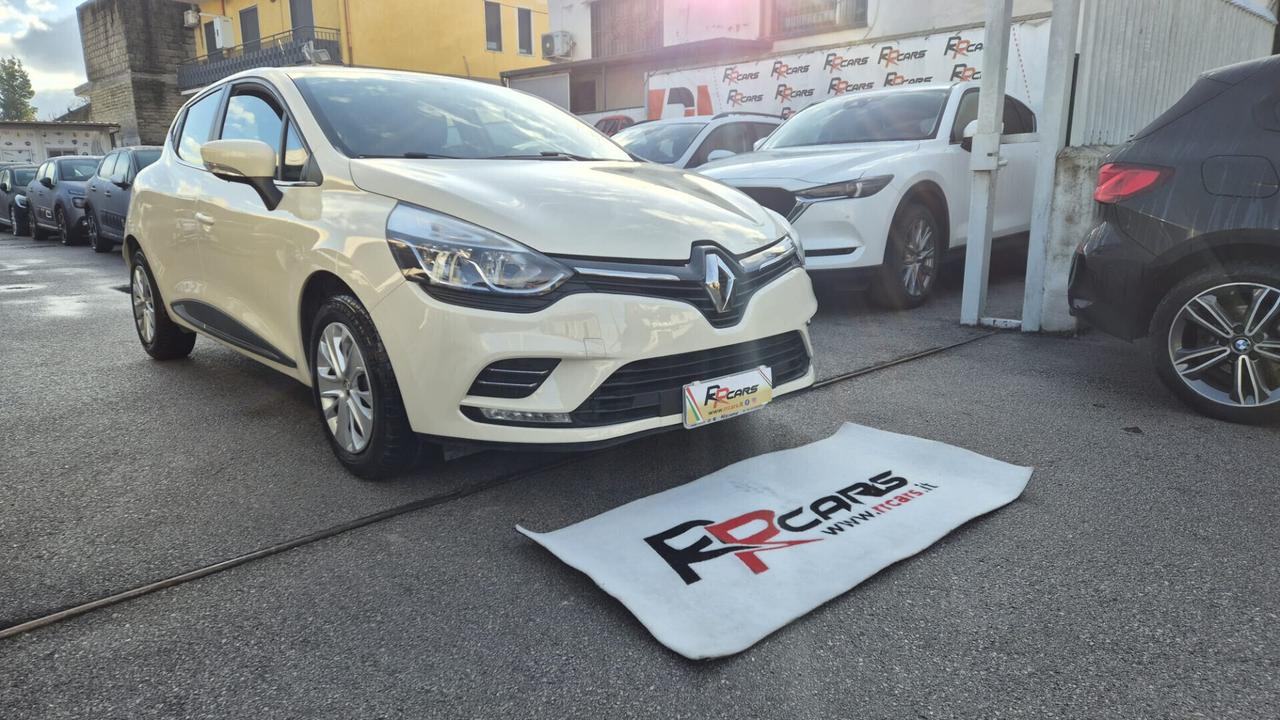 Renault Clio dCi 8V 75 CV Start&Stop 5 porte Energy Duel