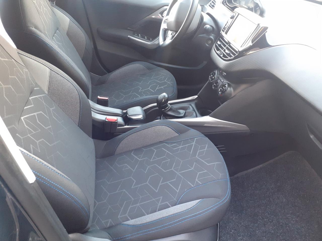 Peugeot 2008 PureTech 82 Allure