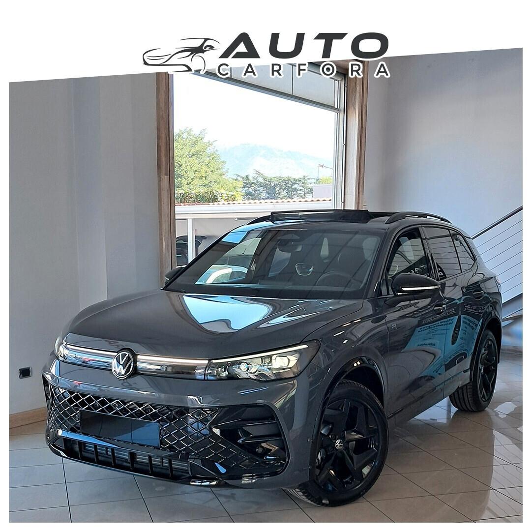 Volkswagen Tiguan 2.0 150cv DSG R-Line black pack |tetto+matrix+r19"|