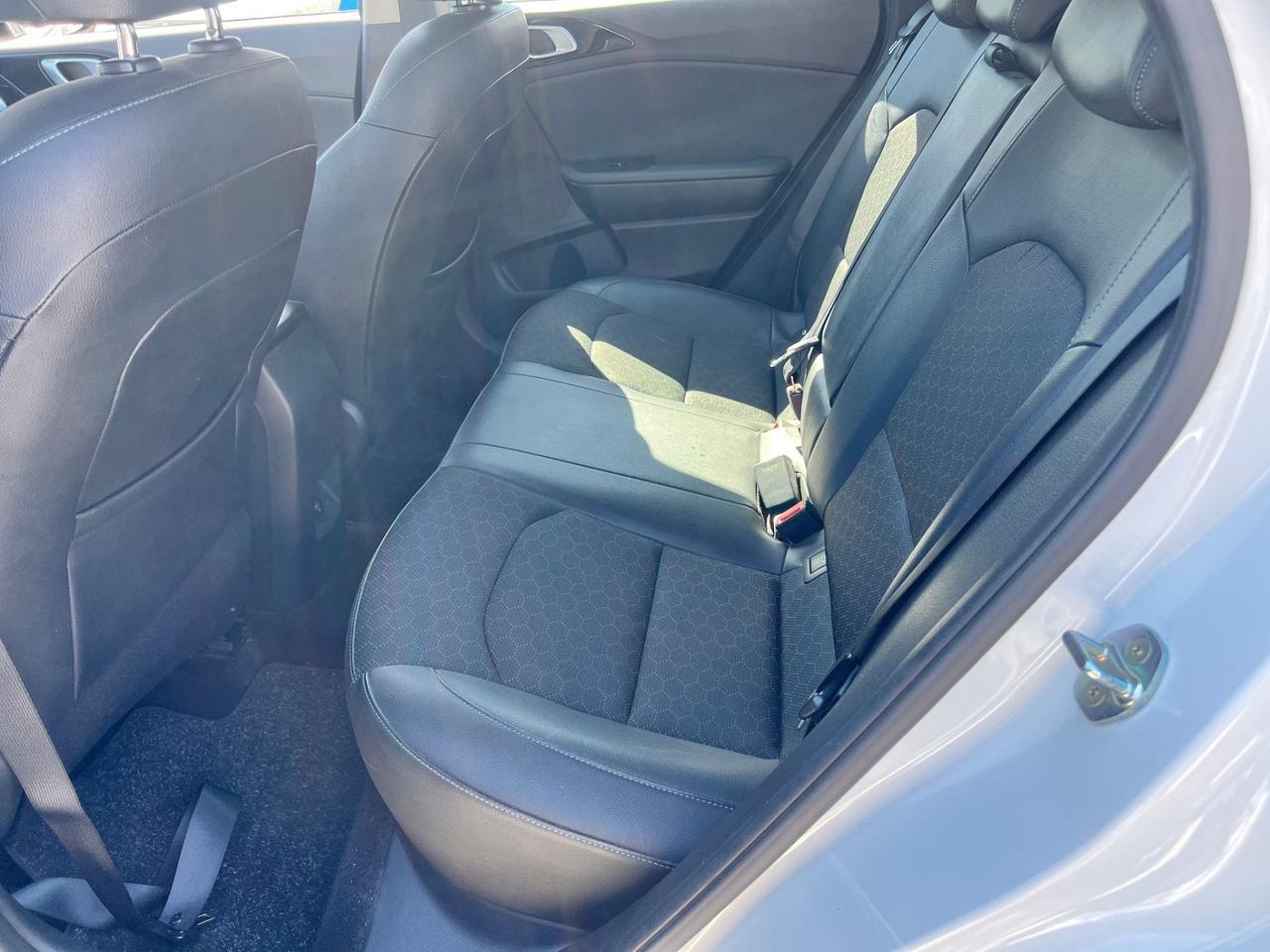Kia XCeed 1.0 T-GDi GPL Business