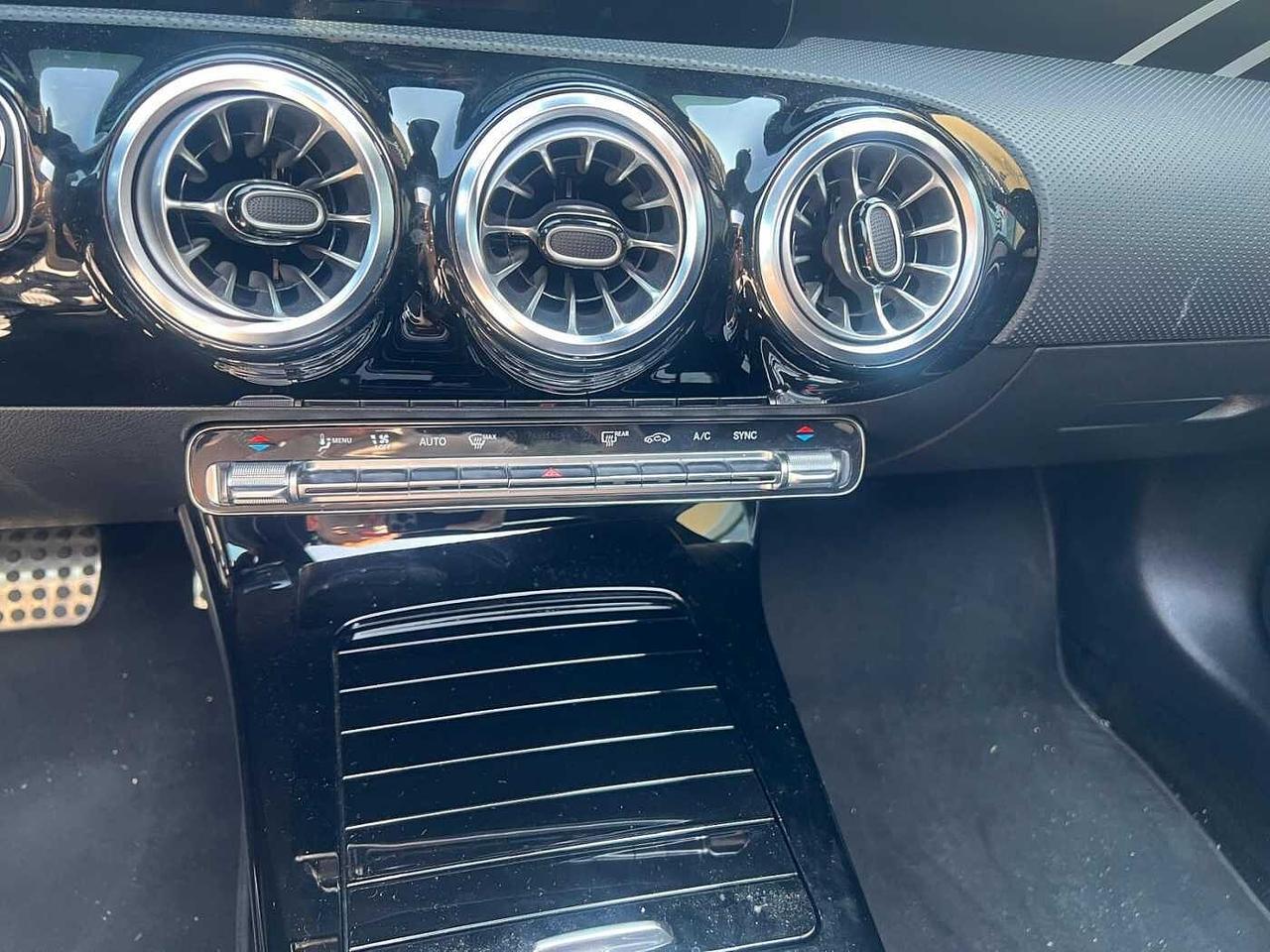 Mercedes-Benz A 45 AMG A 45S AMG 4Matic+ AMG Line Premium