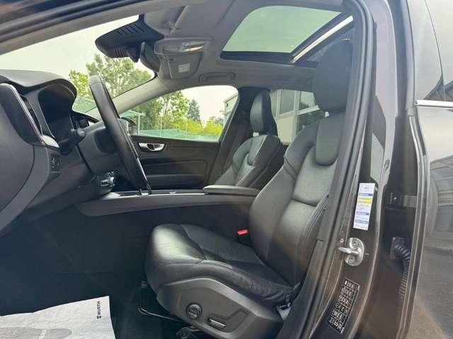Volvo XC60 B4 (d) AWD automatico N1