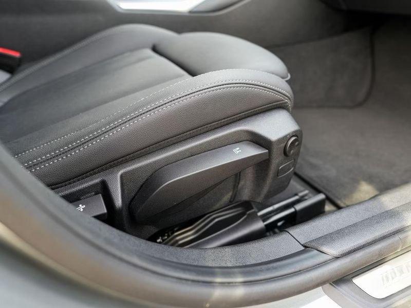 BMW Serie 3 320d 48V MSport Touring auto Tetto Gancio Pelle Full LED