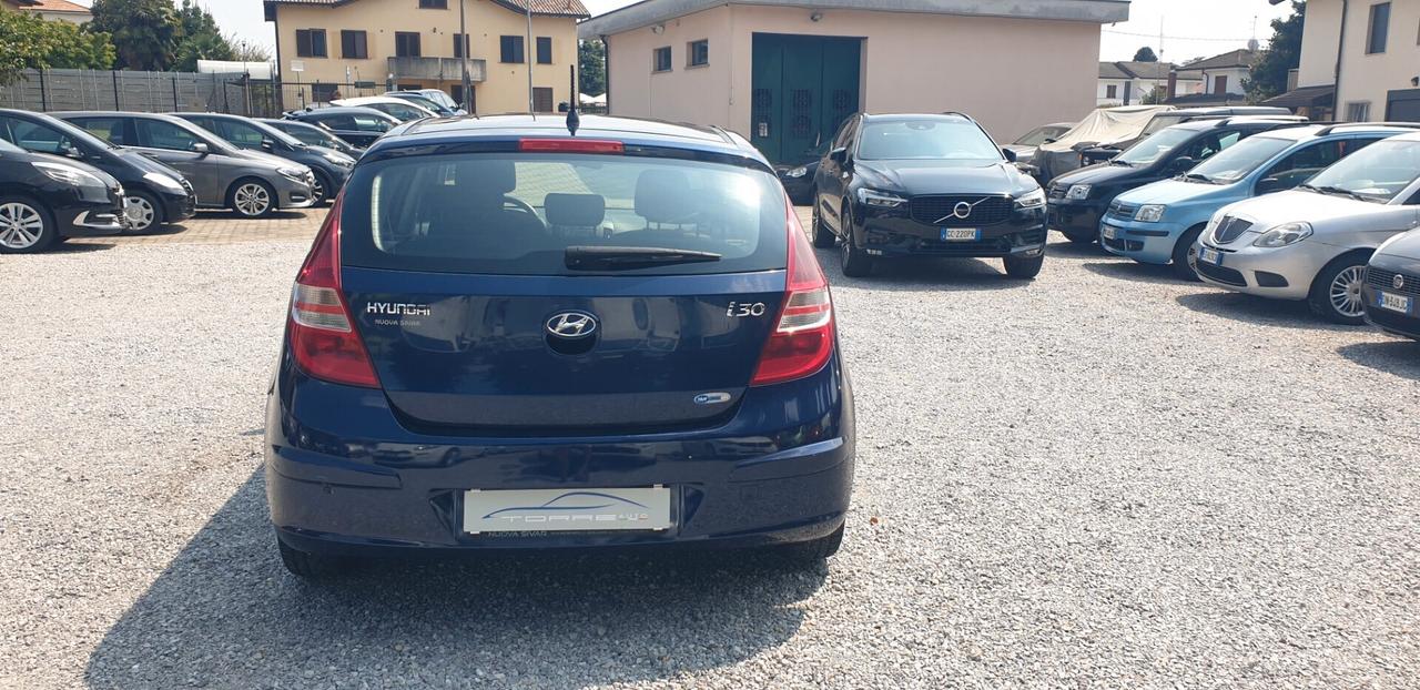 Hyundai i30 1.4 16V 109CV 5p. BlueDr. GPL benzina, Active