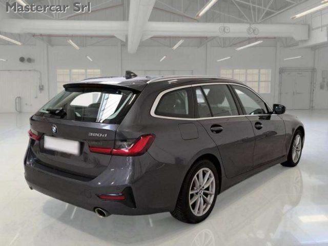 BMW 320 320d Touring xdrive Business Advant. auto - GE319C