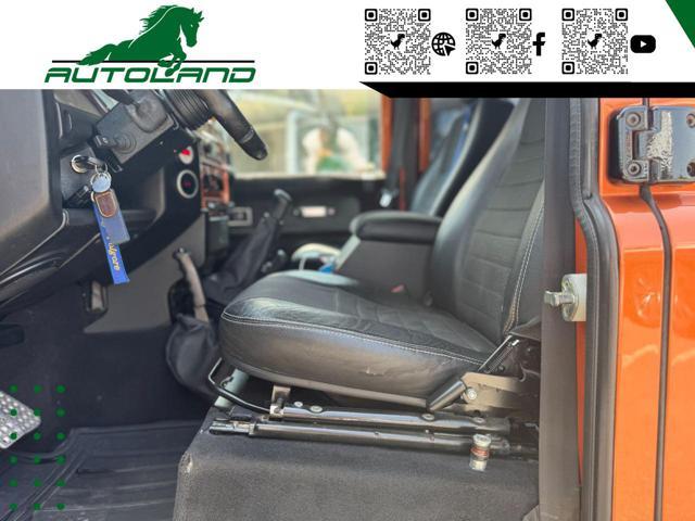 LAND ROVER Defender 110 2.4 TD4 Station Wagon SE
