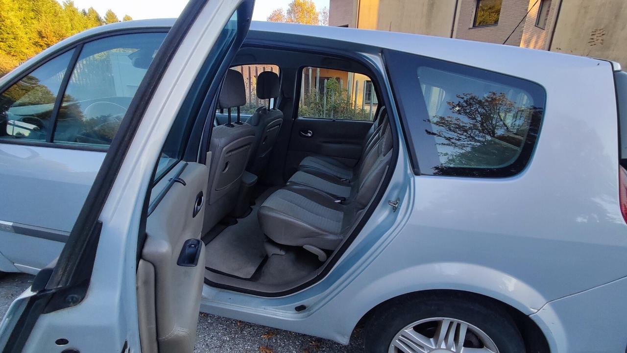 Renault Grand Scenic 7 posti 1.9 dCi Exception