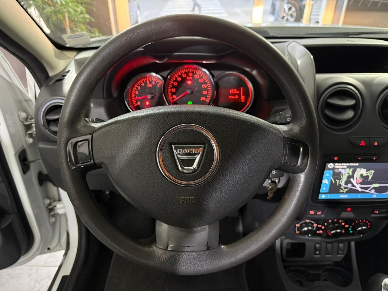 Dacia Duster 1.5 dCi 110CV con gancio unipro