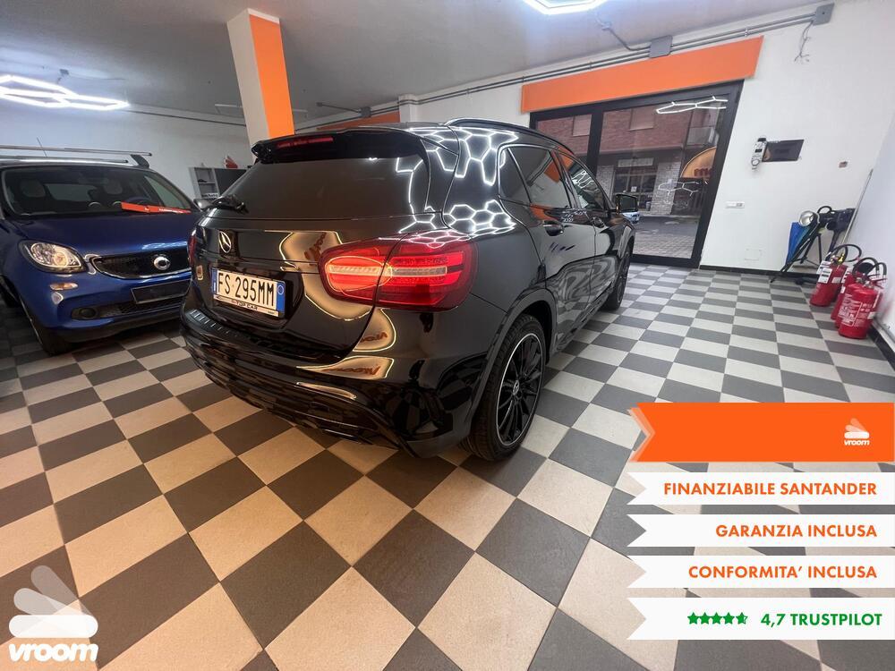 MERCEDES GLA 200 d Automatic 4Matic Premium