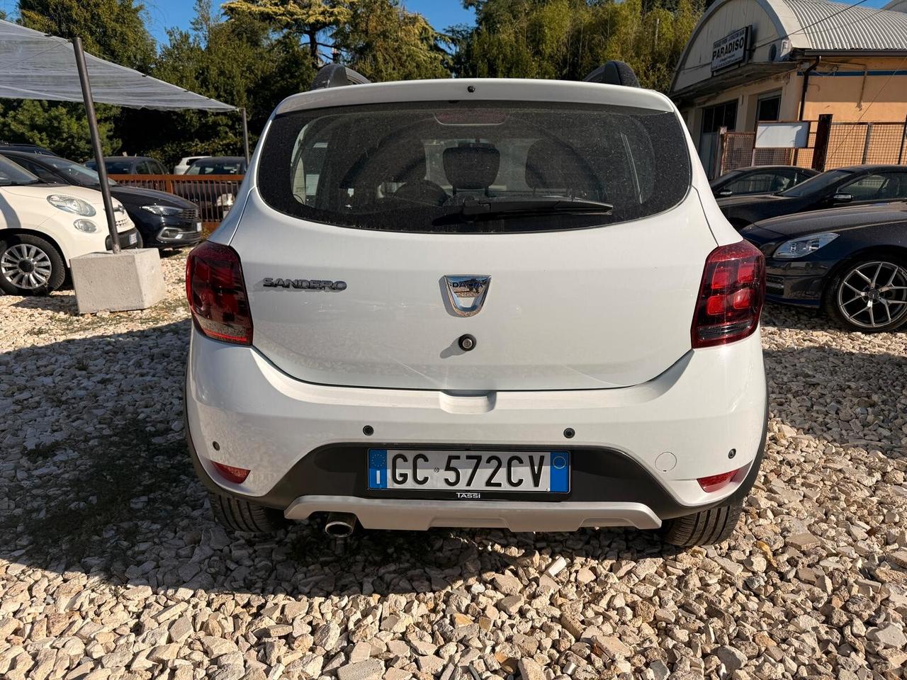Dacia Sandero Stepway 1.0 TCe 100CV ECO-G 15th Anniversary
