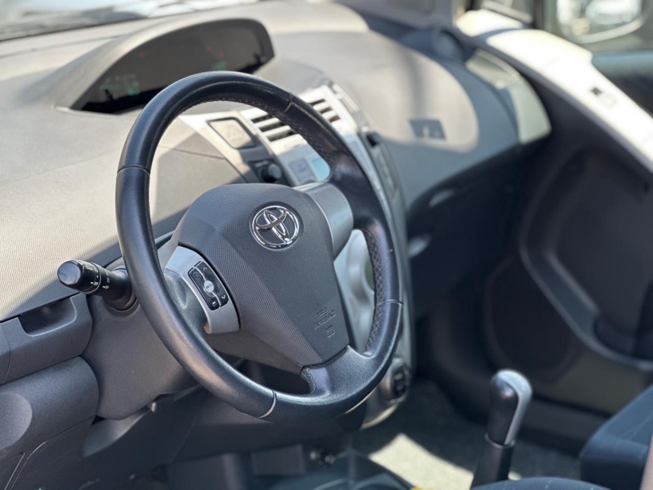 Toyota Yaris 1.4 D-4D 5 porte Sol