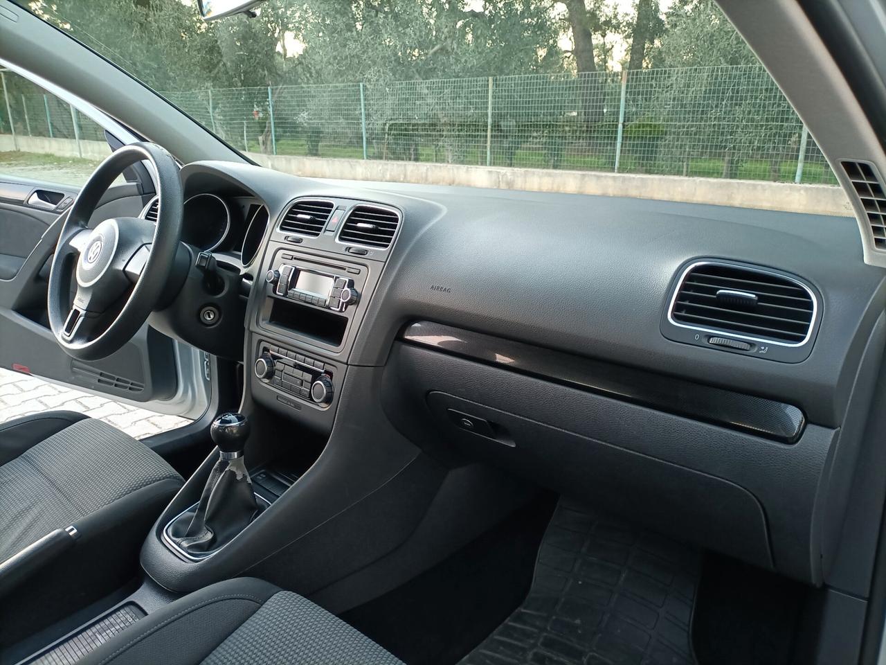 Volkswagen Golf 1.6 TDI 5p. Highline *135.000km*