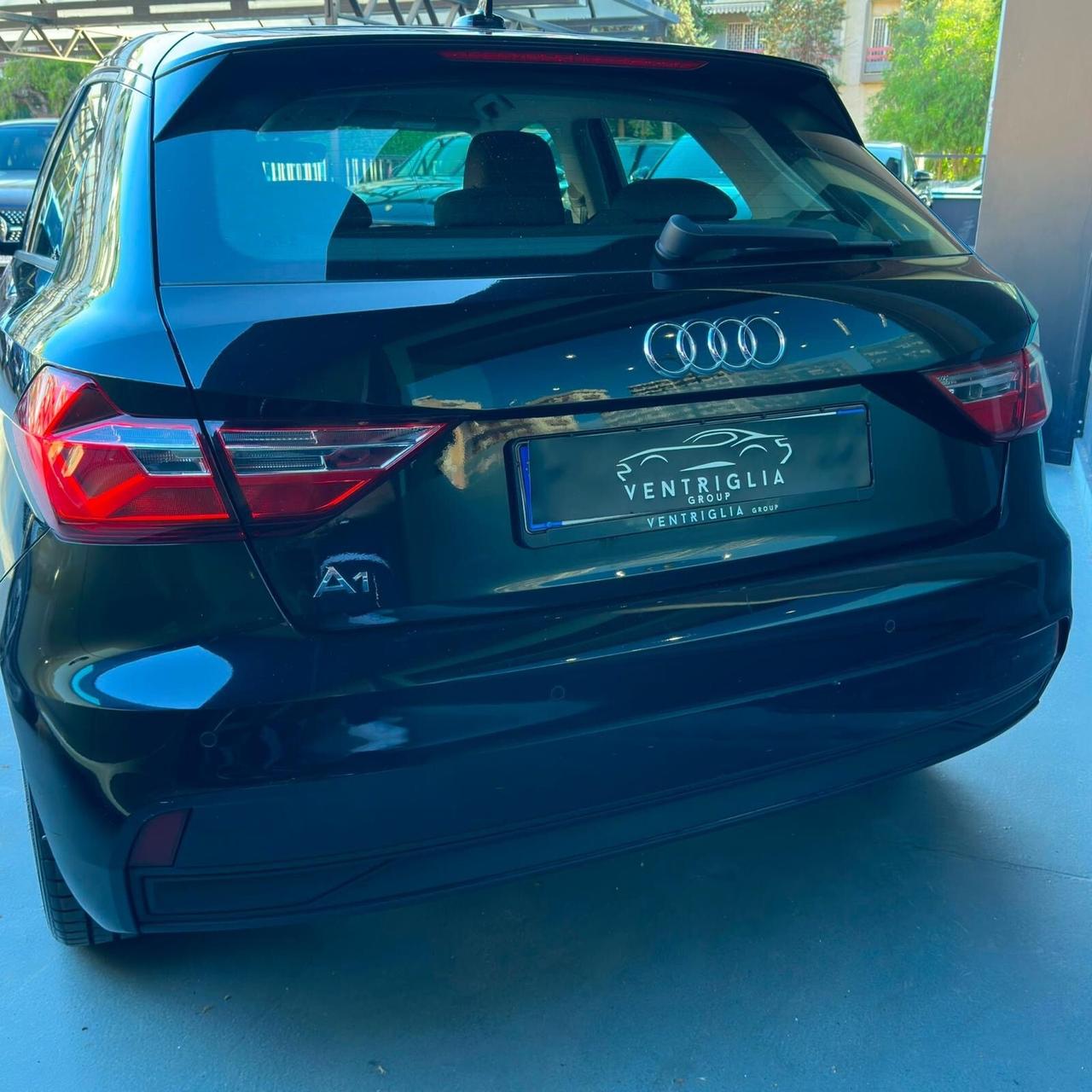 Audi A1 SPB 30 TFSI S tronic Identity Black