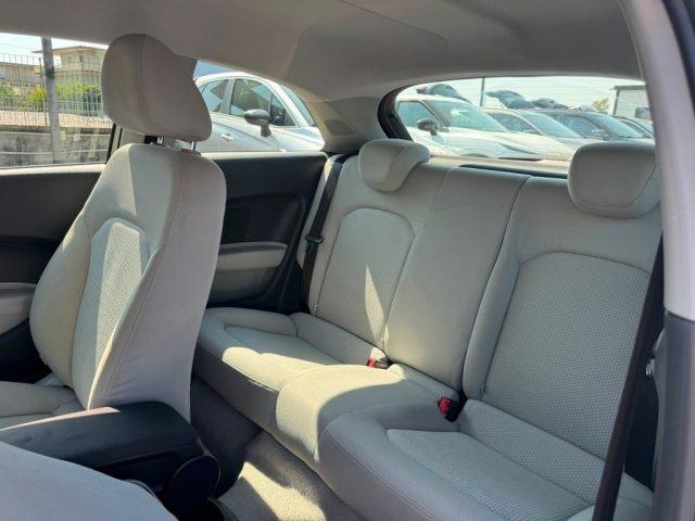 AUDI A1 1.6 TDI 105 CV Ambition