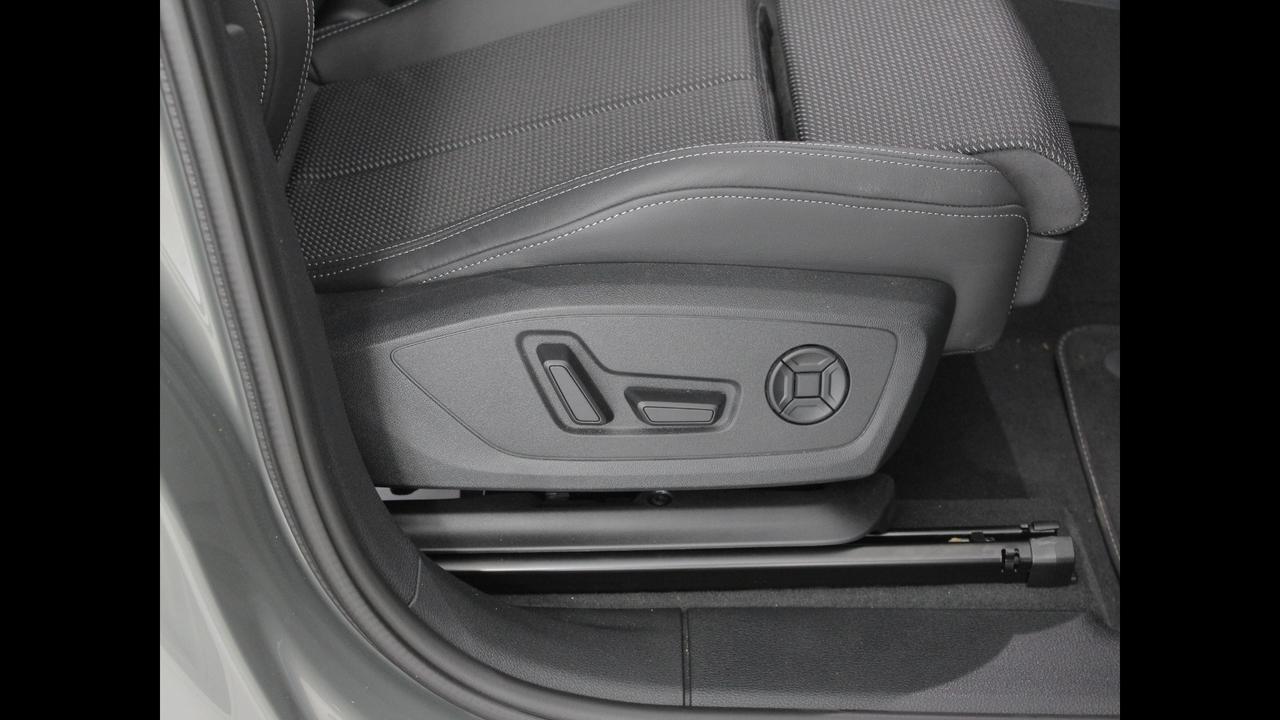 Audi Q3 45 TFSI E S TRONIC