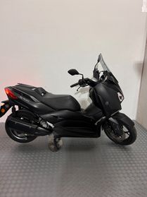 Yamaha X-Max 300