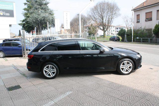 AUDI A4 2.0 TDI 150 CV S tronic Business