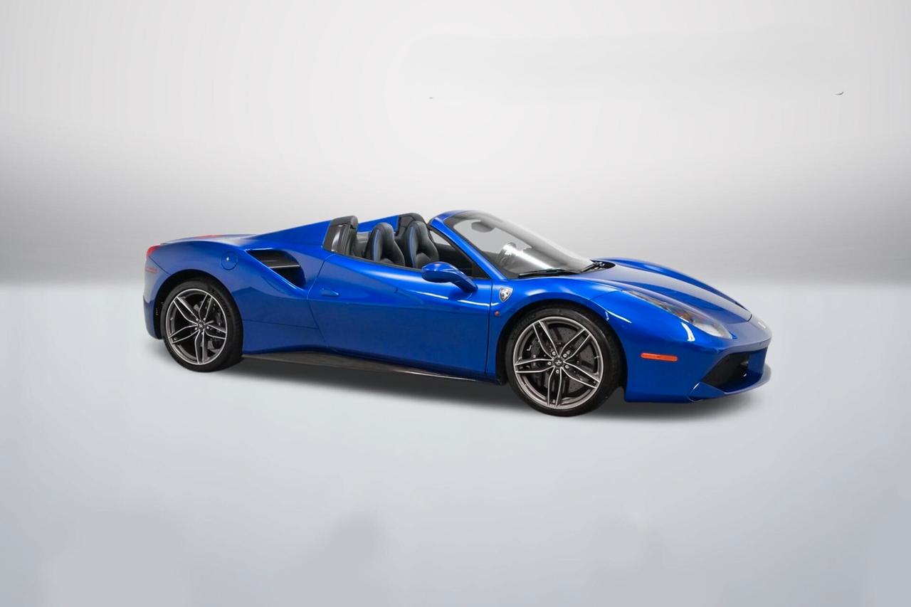 Ferrari 488 Spider NOLEGGIO LUNGO TERMINE - LEASING FULL INCLUSIVE