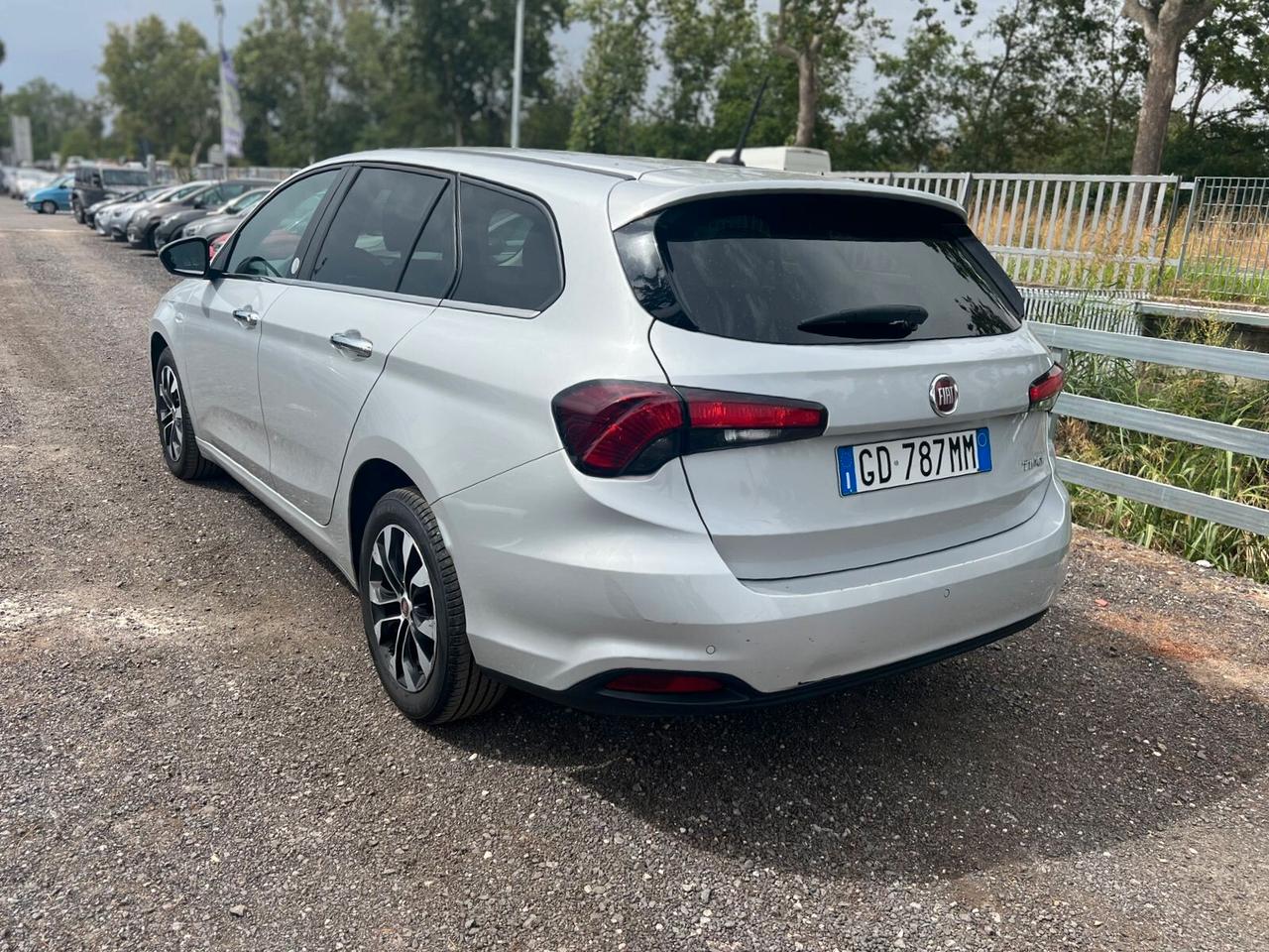 Fiat Tipo 1.4 T-Jet 120CV 5 porte Mirror