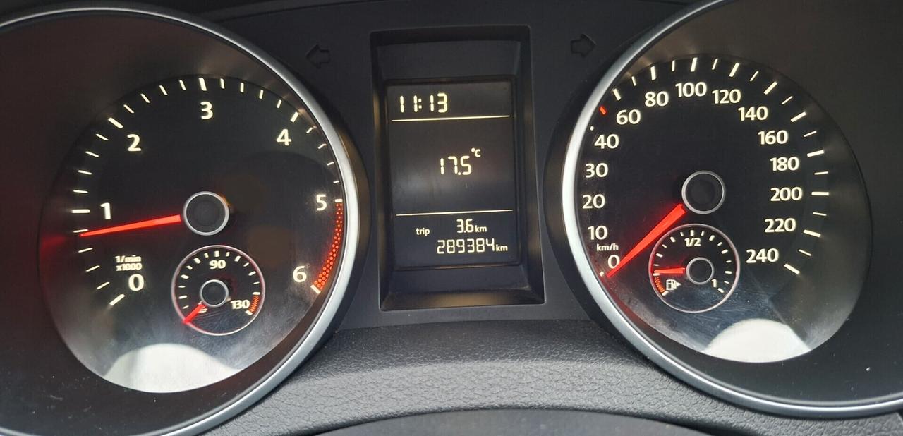 Volkswagen Golf 6 1.6 TDI Highline BlueMotion