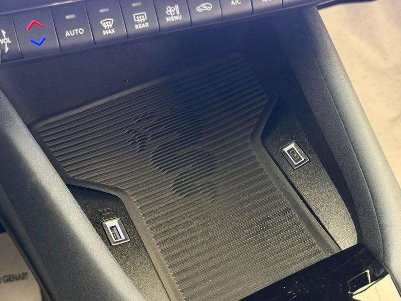 Alfa Romeo Junior Junior 1.2 ibrida edct6 " AVORIO GALLERIA"