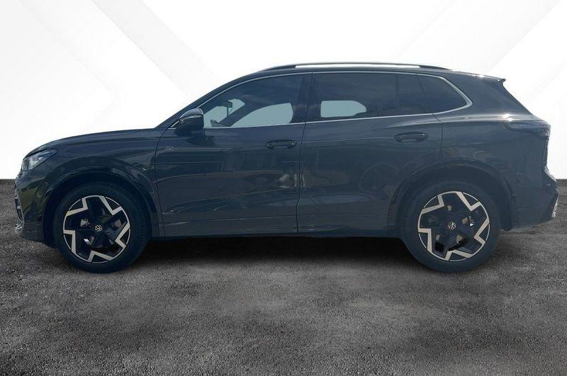 Volkswagen Tiguan 1.5 eTSI 150 CV EVO ACT DSG R-Line Nuovo Modello Led Plus 19"