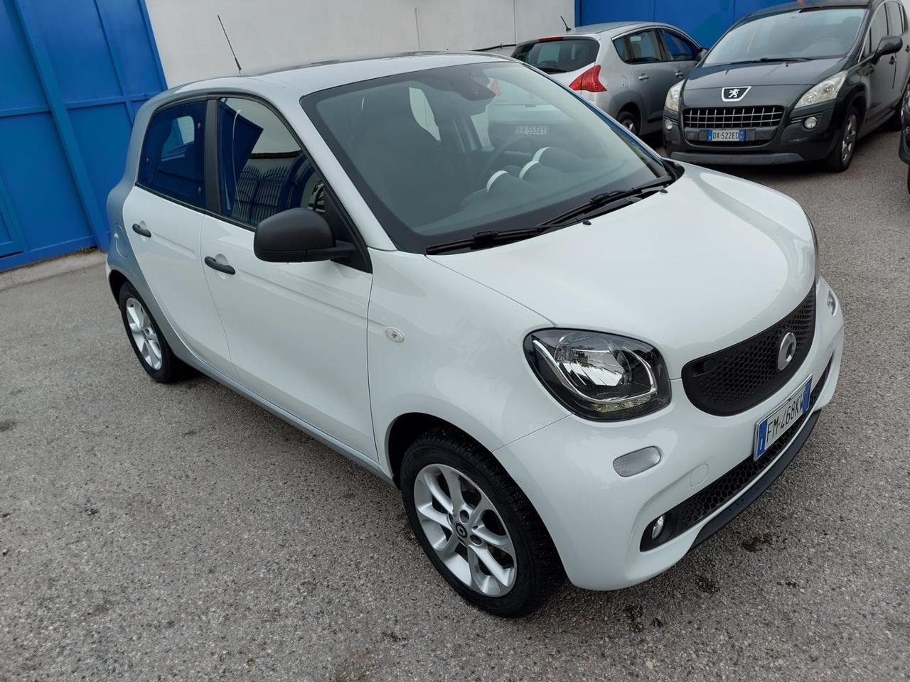 Smart Forfour 1.0 benz/71cv-km 44000-12/2017