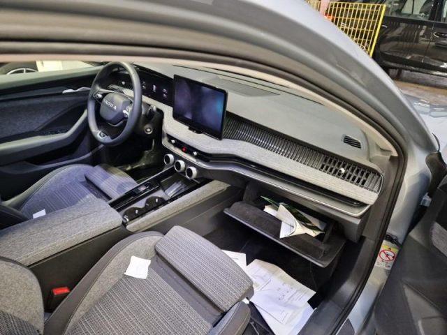 SKODA Superb 2.0 TDI DSG Wagon Selection