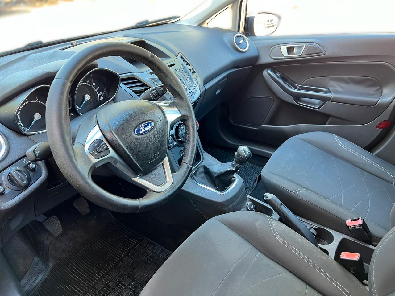 FORD FIESTA 1.2 Titanium 5p - 2014