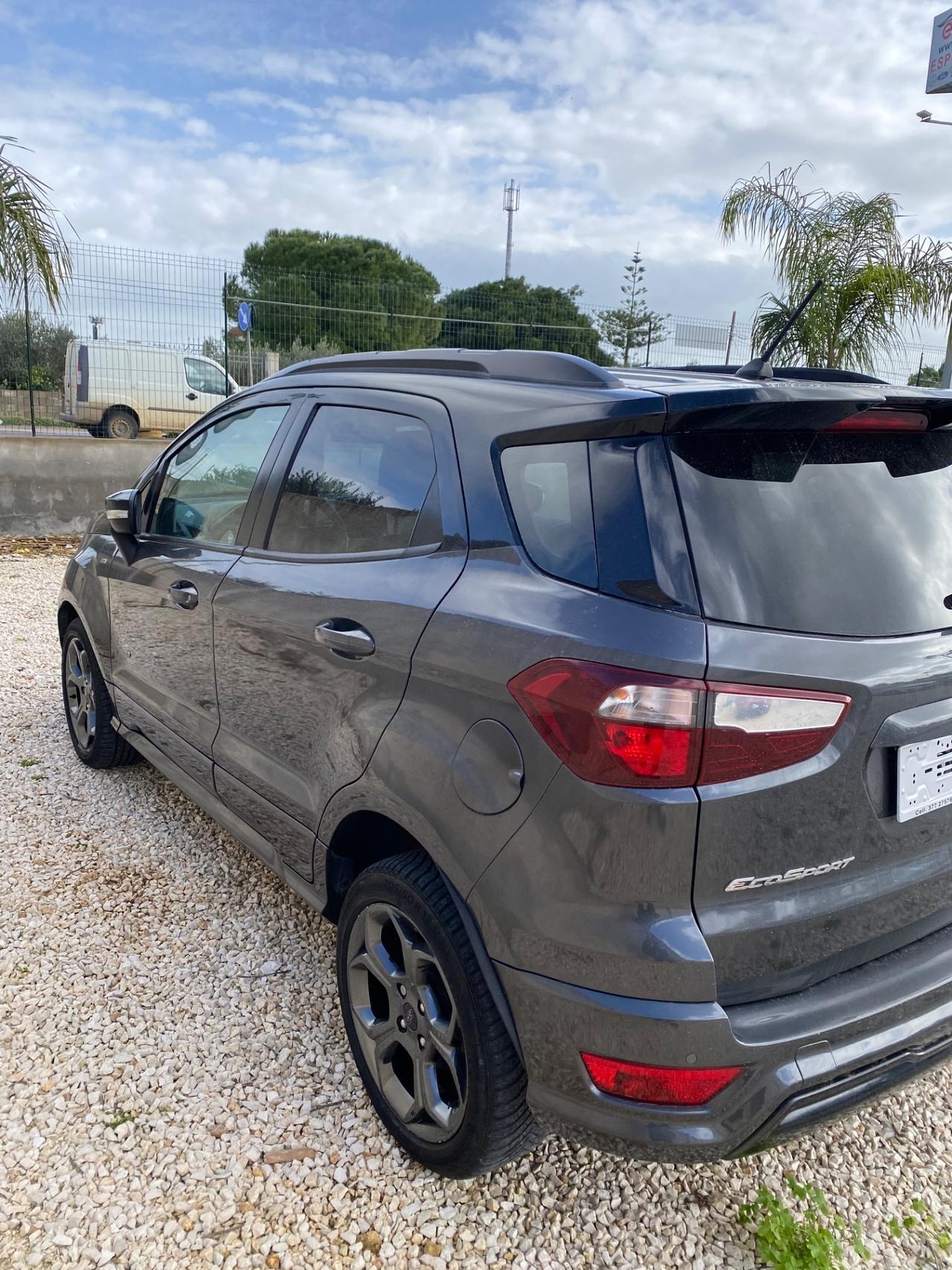 Ford EcoSport 1.5 TDCi 100 CV Start&Stop ST-Line Plus compreso di passaggio