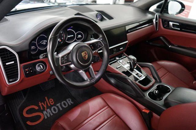 PORSCHE Cayenne Coupé 3.0 V6 E-Hybrid
