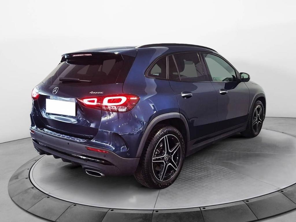 Mercedes GLA 220 220 D Premium 4Matic 8G-DCT
