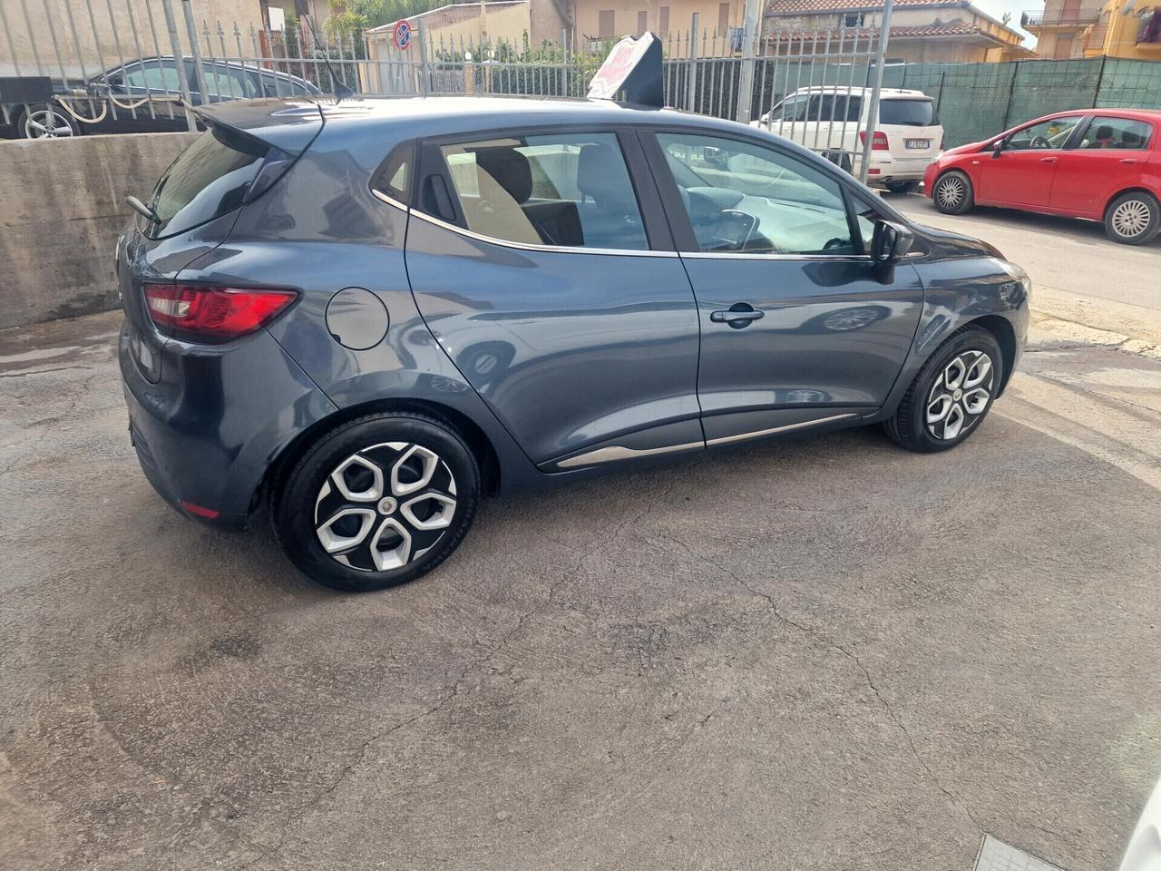 Renault Clio dCi 8V 75 CV 5 porte Life