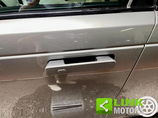 Land Rover Range Rover Velar Range Rover Velar 3.0 V6 SD6 300 CV R-Dynamic HSE