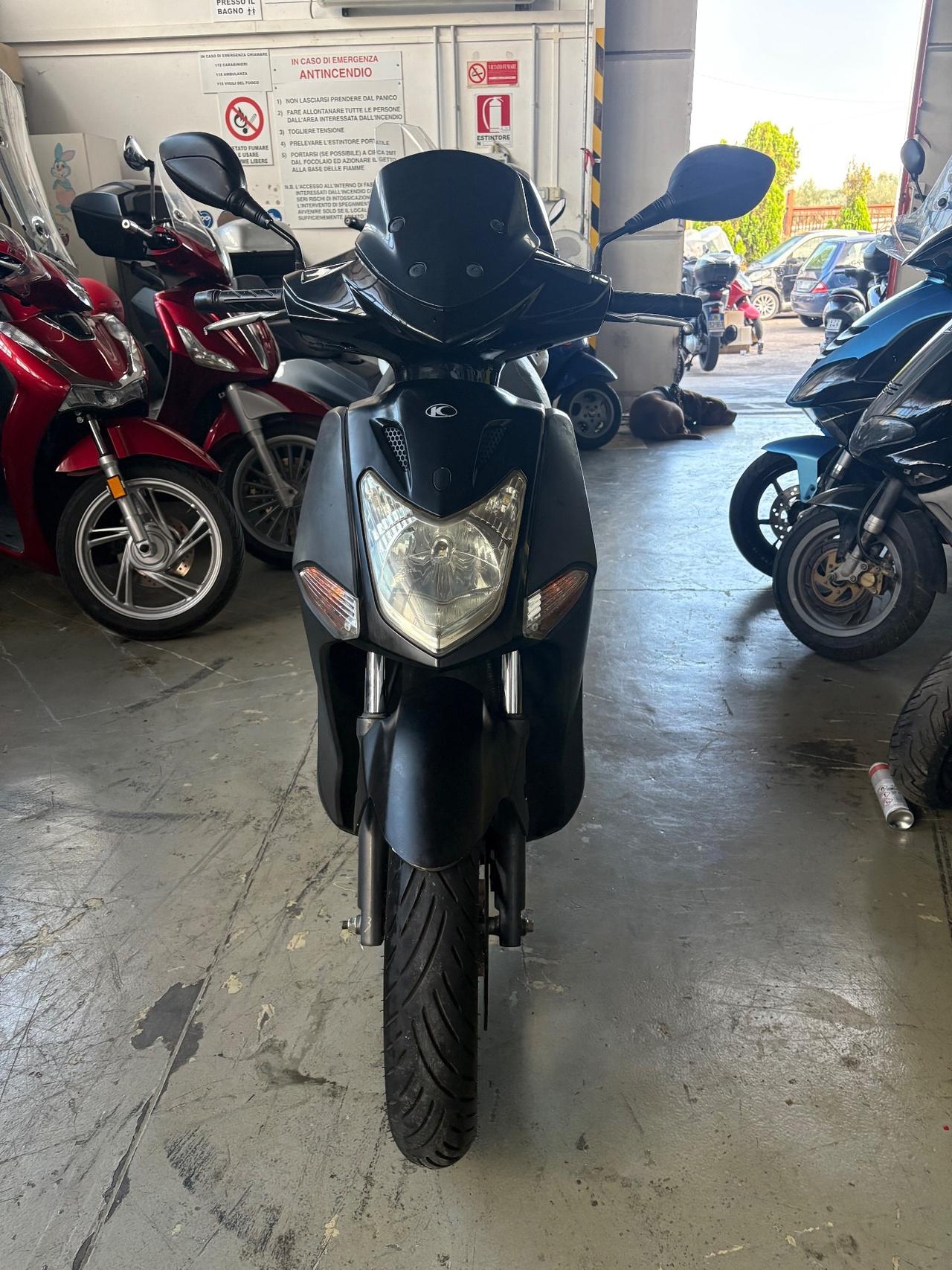Kymco Agility 200i