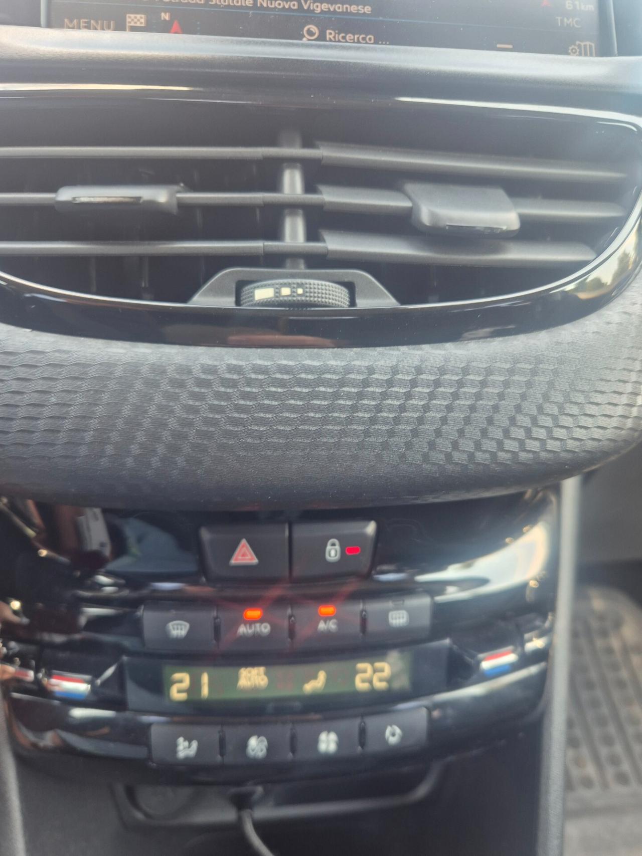 PEUGEOT 208 1.2 ALLURE 2017 E6 NEO PATENTATI