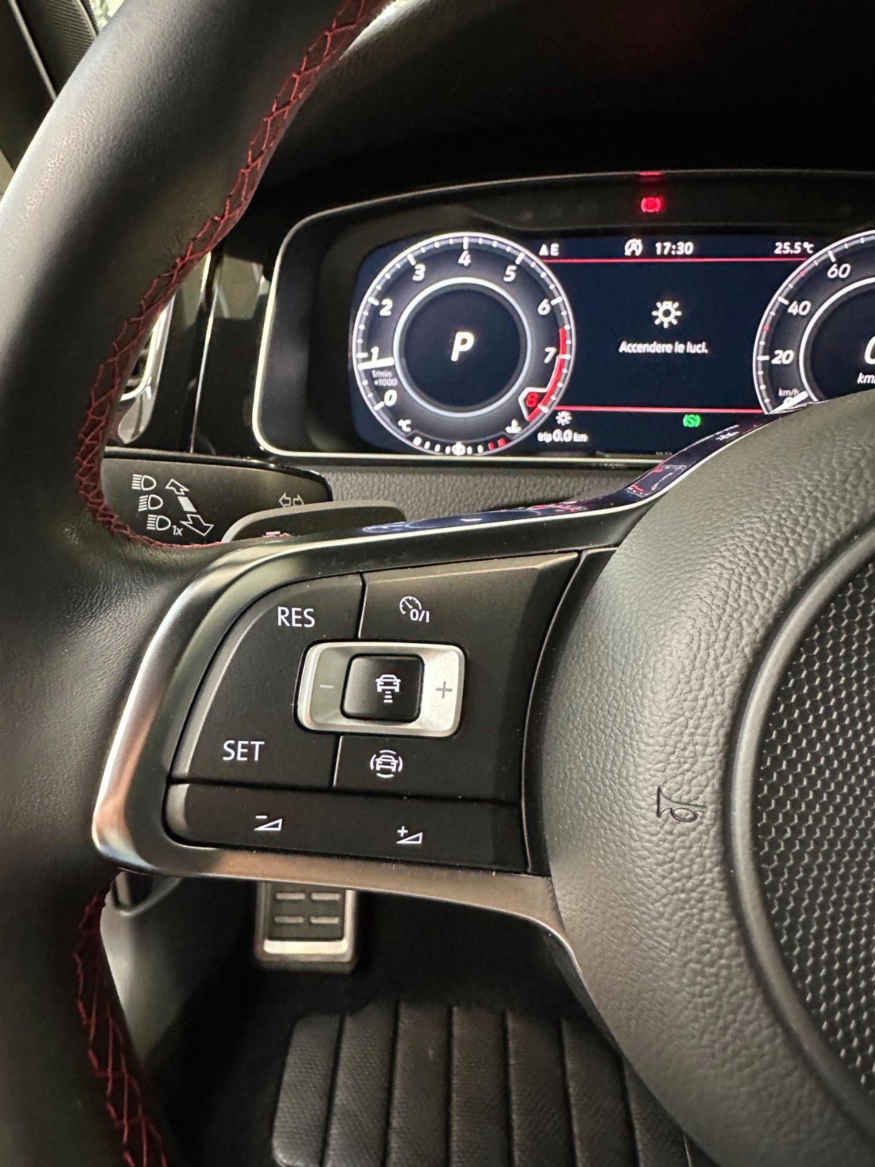 Volkswagen Golf GTI 2.0 tsi Performance DSG-LED-19"-Tetto-DCC-Dynaudio-FULL