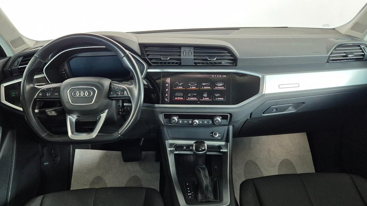 Audi Q3 40 TDI quattro S tronic Business Advanced