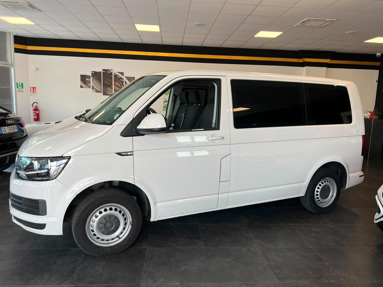 Volkswagen Caravelle 2.0 TDI 150CV DSG PC Comfortline