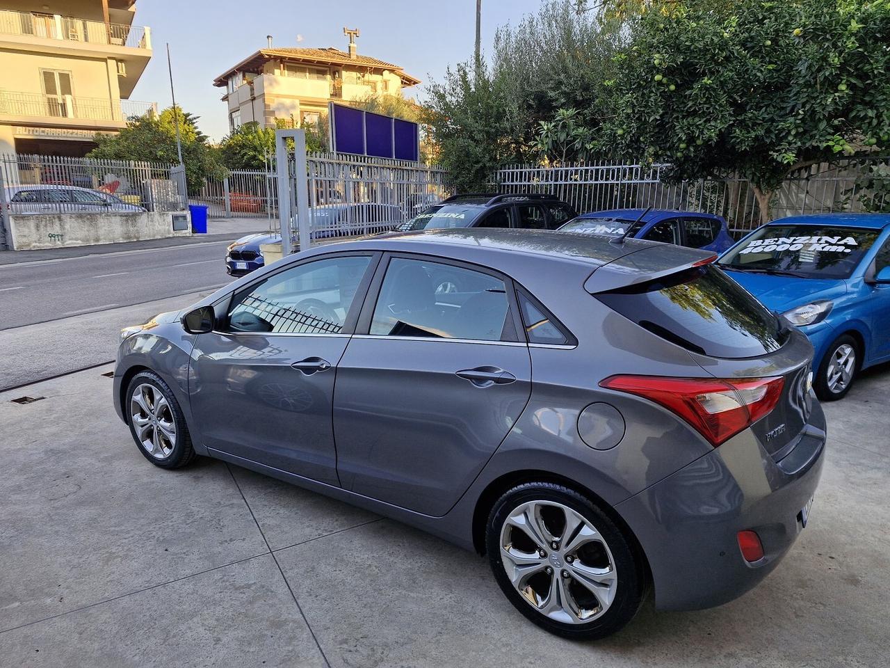 HYUNDAI I30 1.6 CRDi128CV TAGLIANDATA HYUNDAI