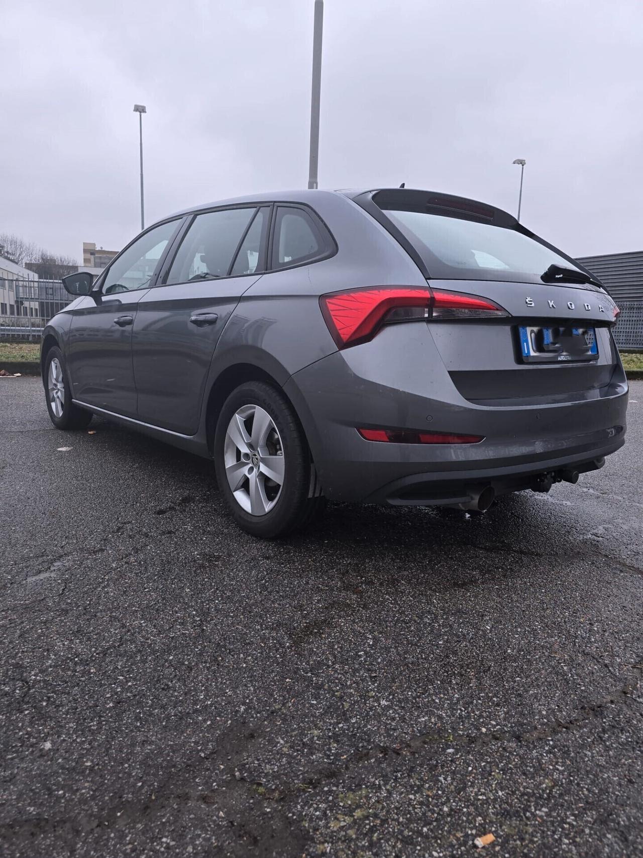 Skoda Scala 1.0 TSI 110 CV DSG Ambition GANCIO TRAINO REMOVIBILE FULL ADAS TELECAMERA