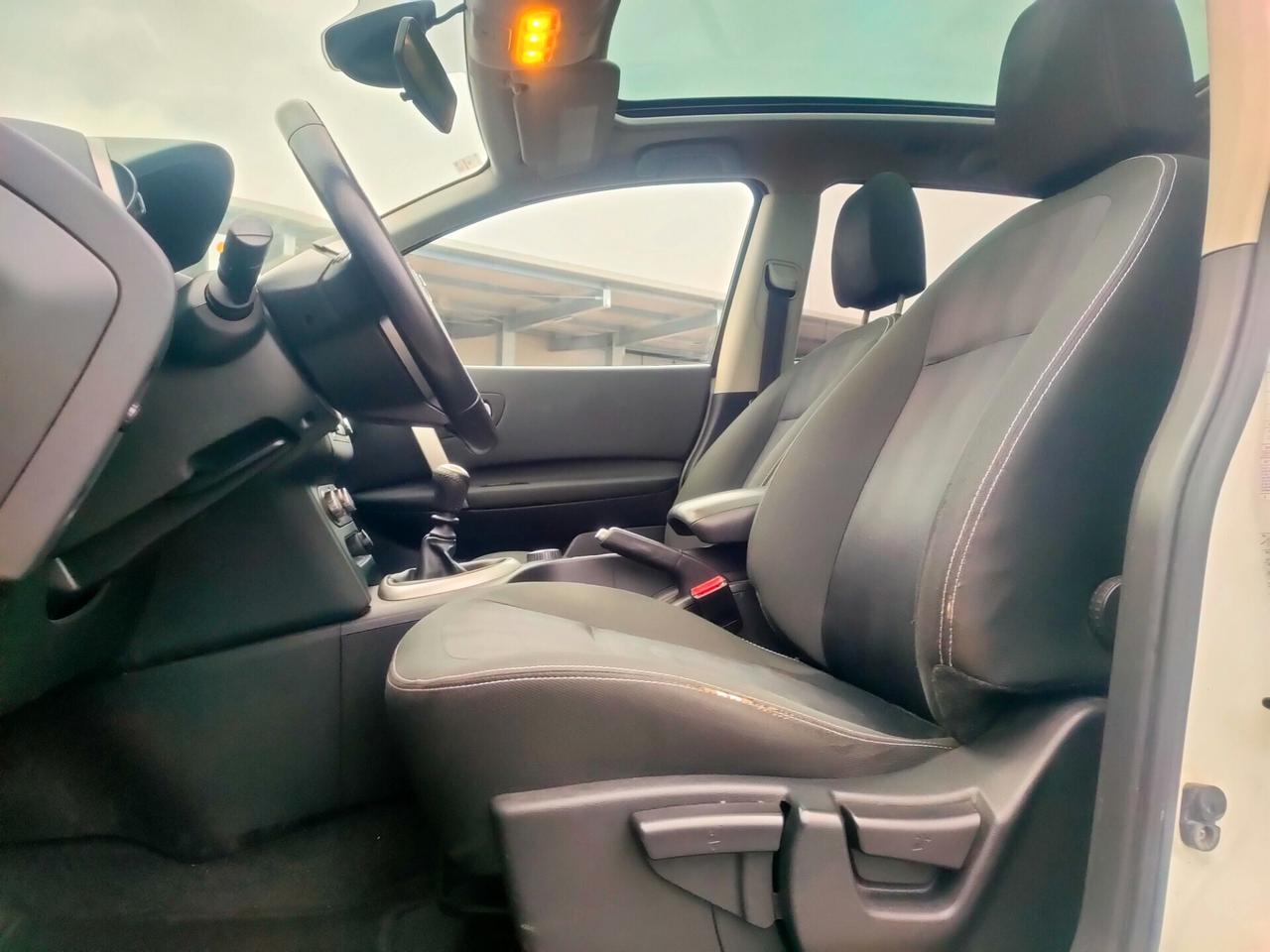 Nissan Qashqai Qashqai+2 2.0 d 7 POSTI GANCIO TRAINO TETTO PANORAMICO