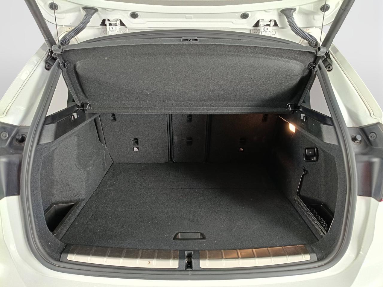 BMW X1 F48 2019 - X1 sdrive18d xLine Plus auto